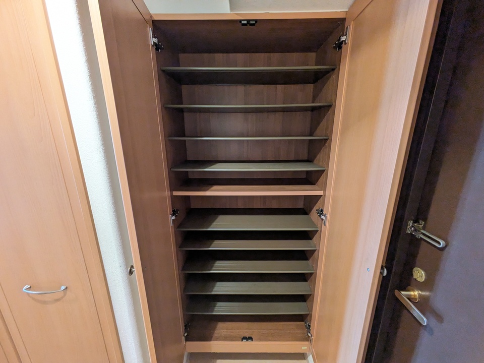 シューズボックス