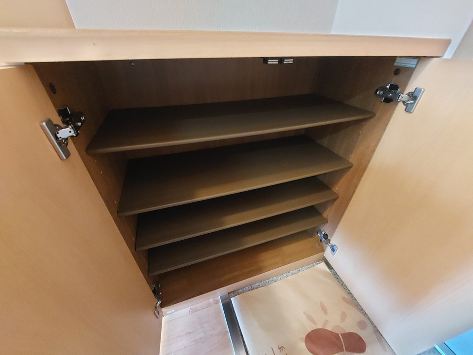 シューズボックス