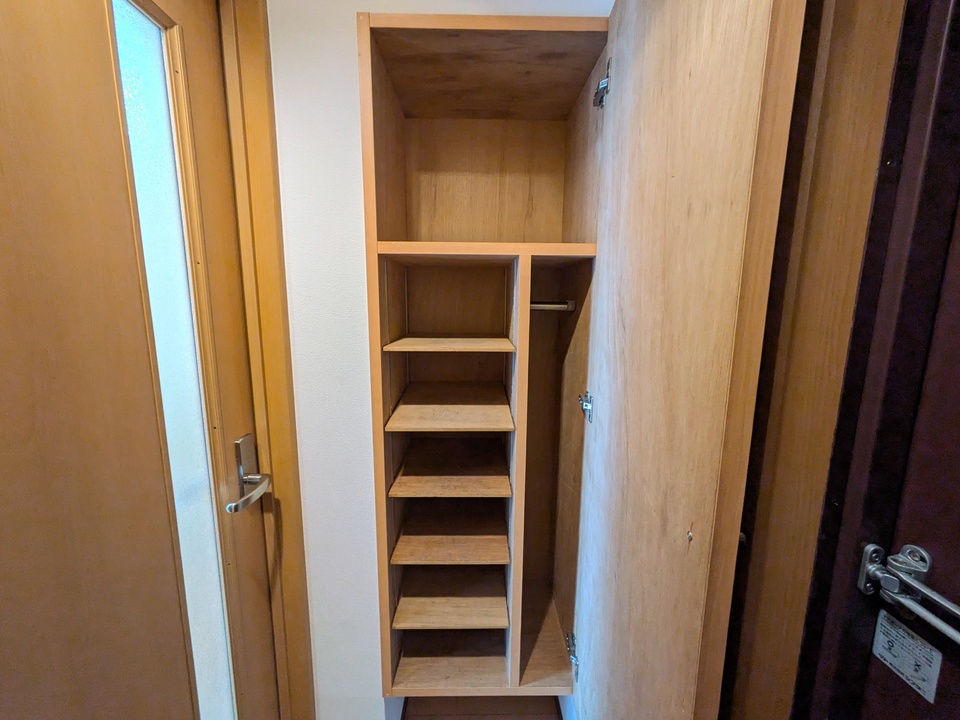 シューズボックス