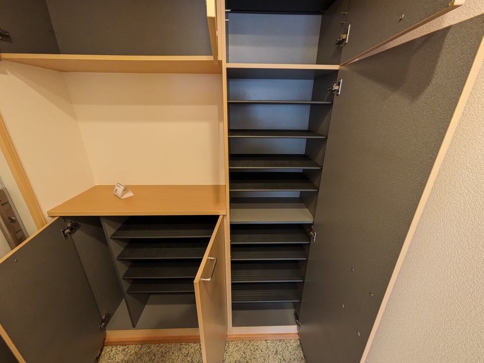 シューズボックス