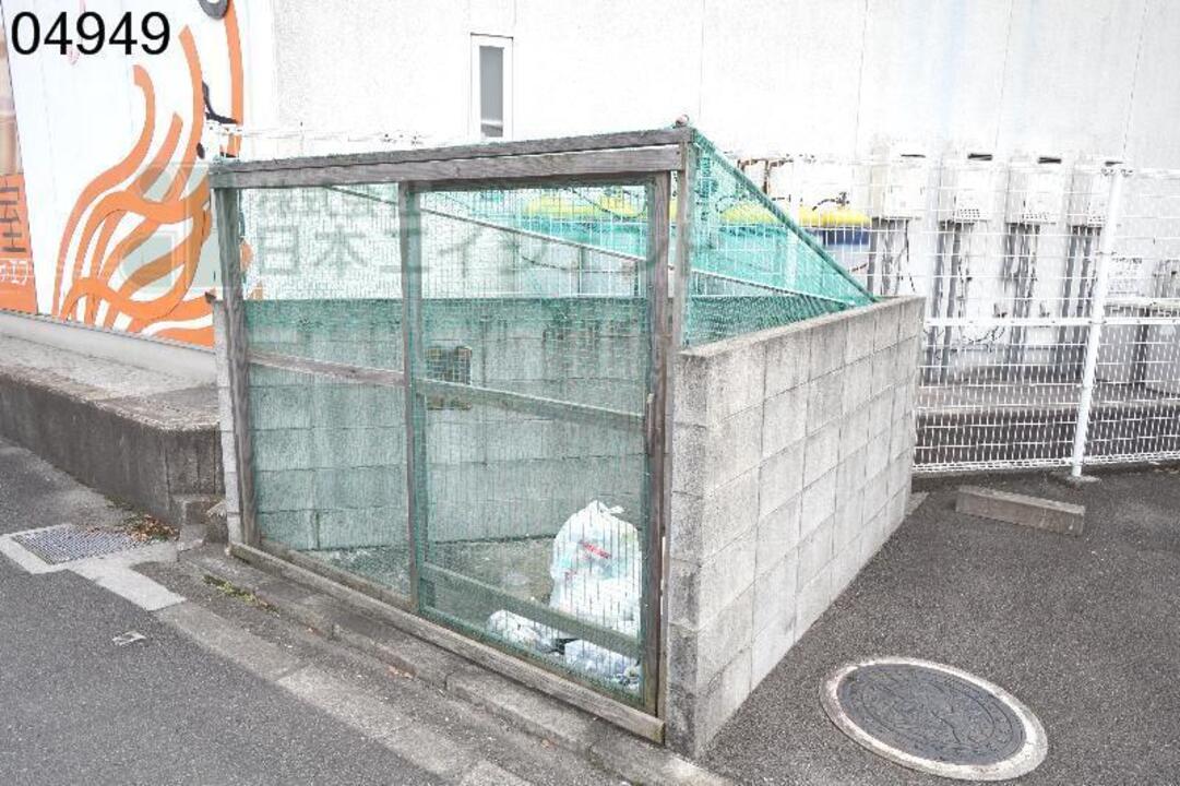 ゴミステーション