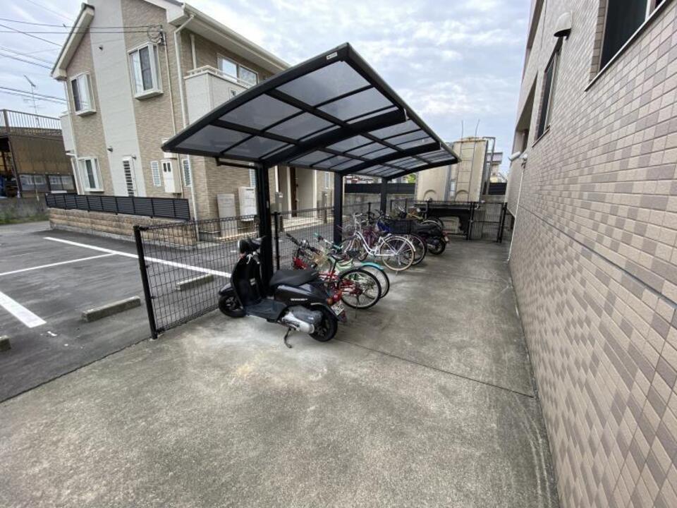 駐輪場