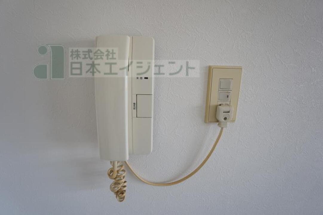 インターホン