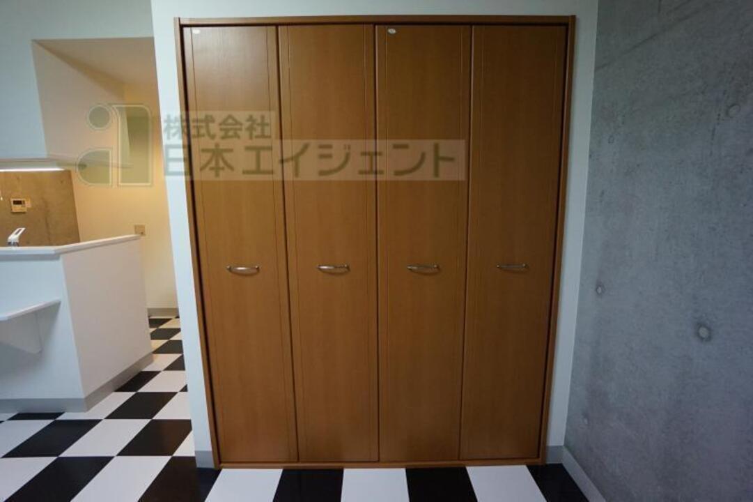クローゼット