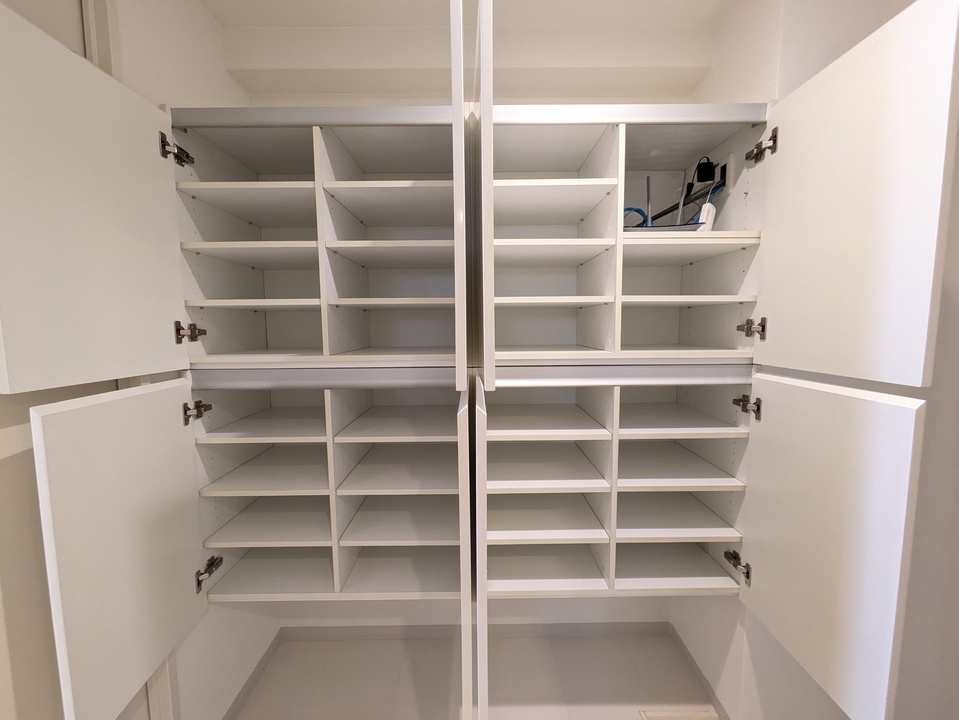 シューズボックス