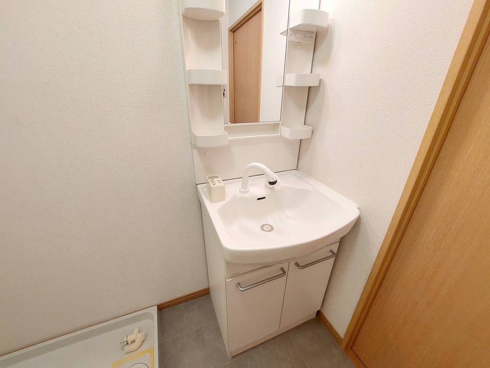シャワー付洗面化粧台