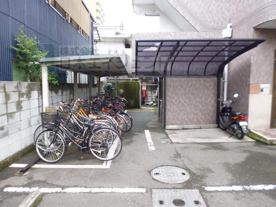 駐輪場