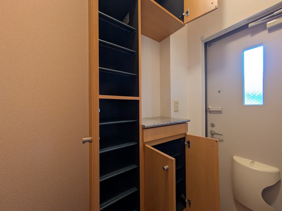 シューズボックス