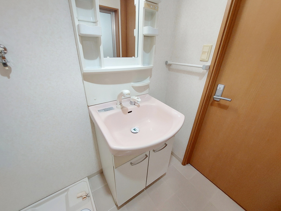 シャワー付洗面化粧台