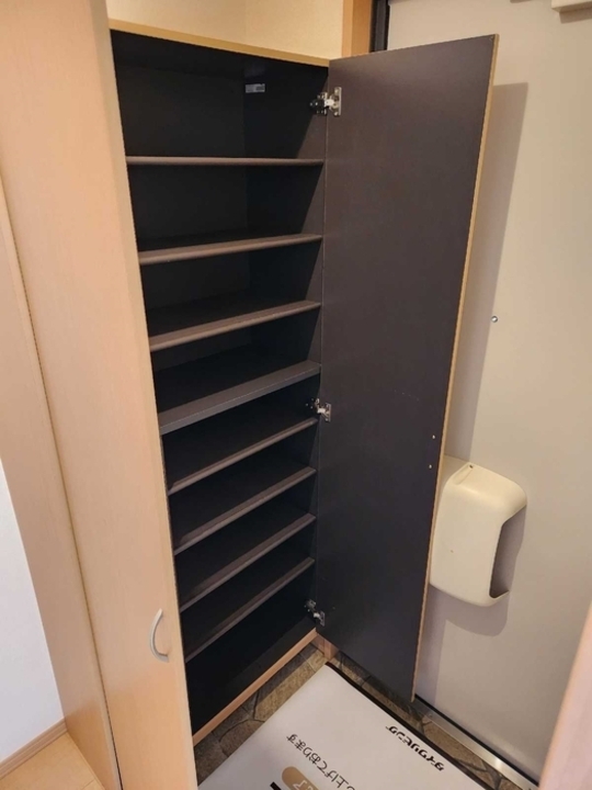 シューズボックス