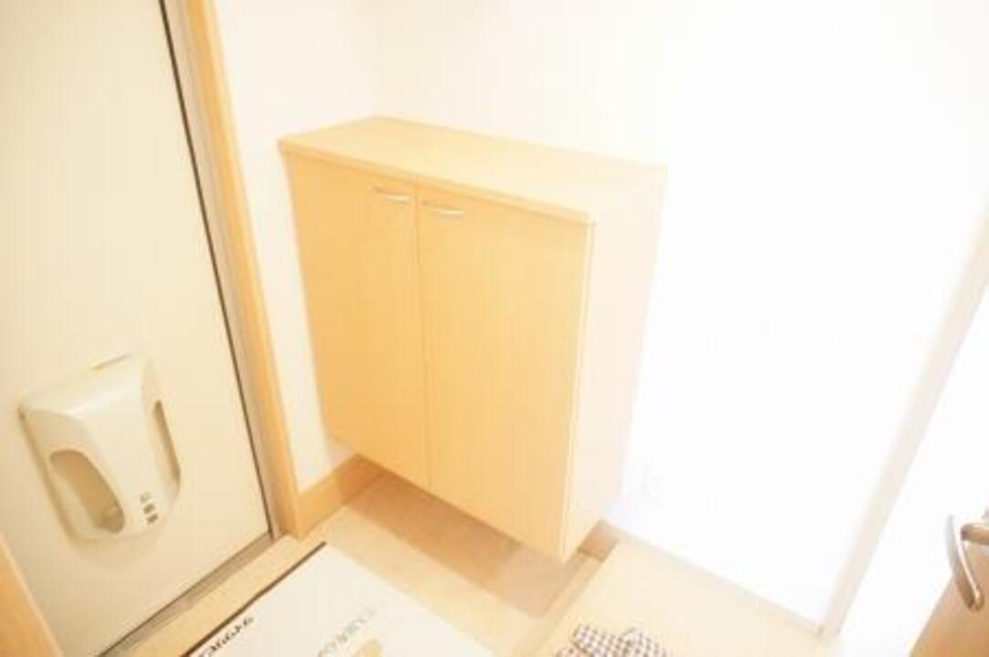 シューズボックス