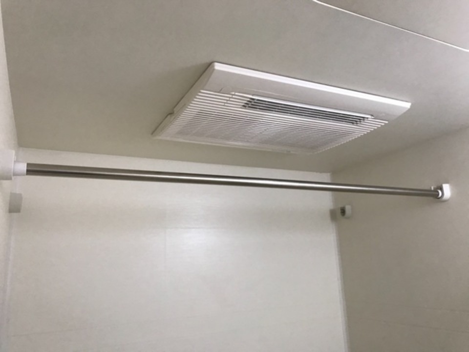 浴室物干し