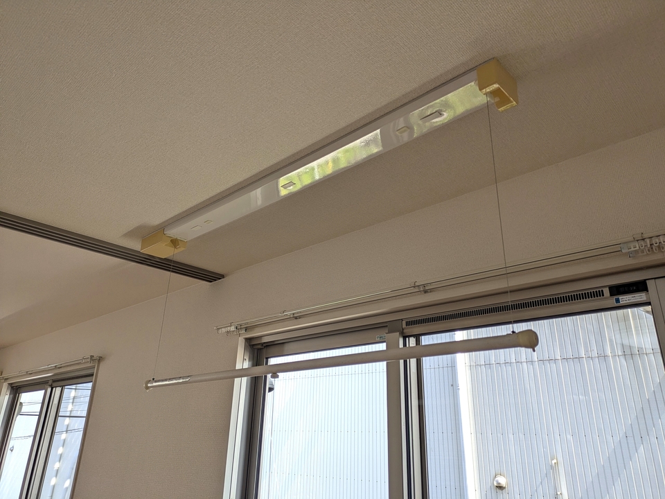 室内物干しユニット