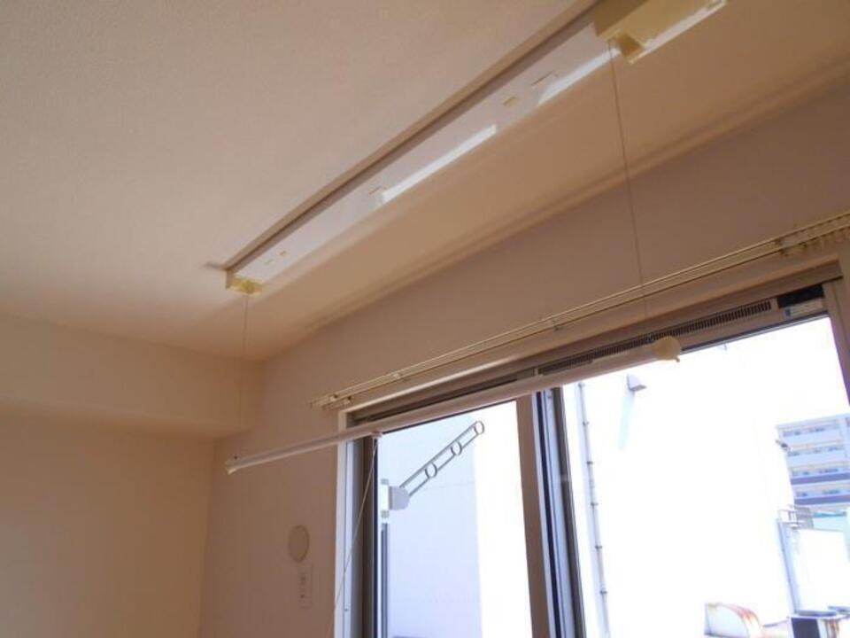 室内物干しユニット