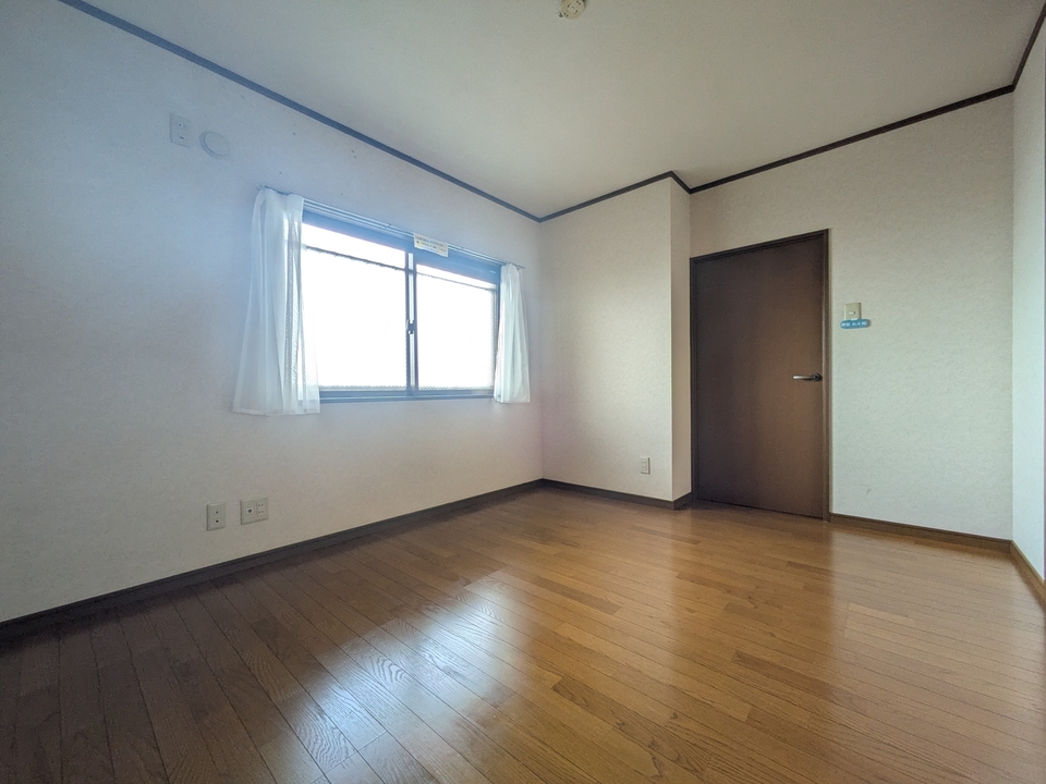 洋室6.4帖