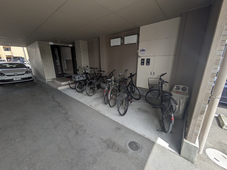駐輪場