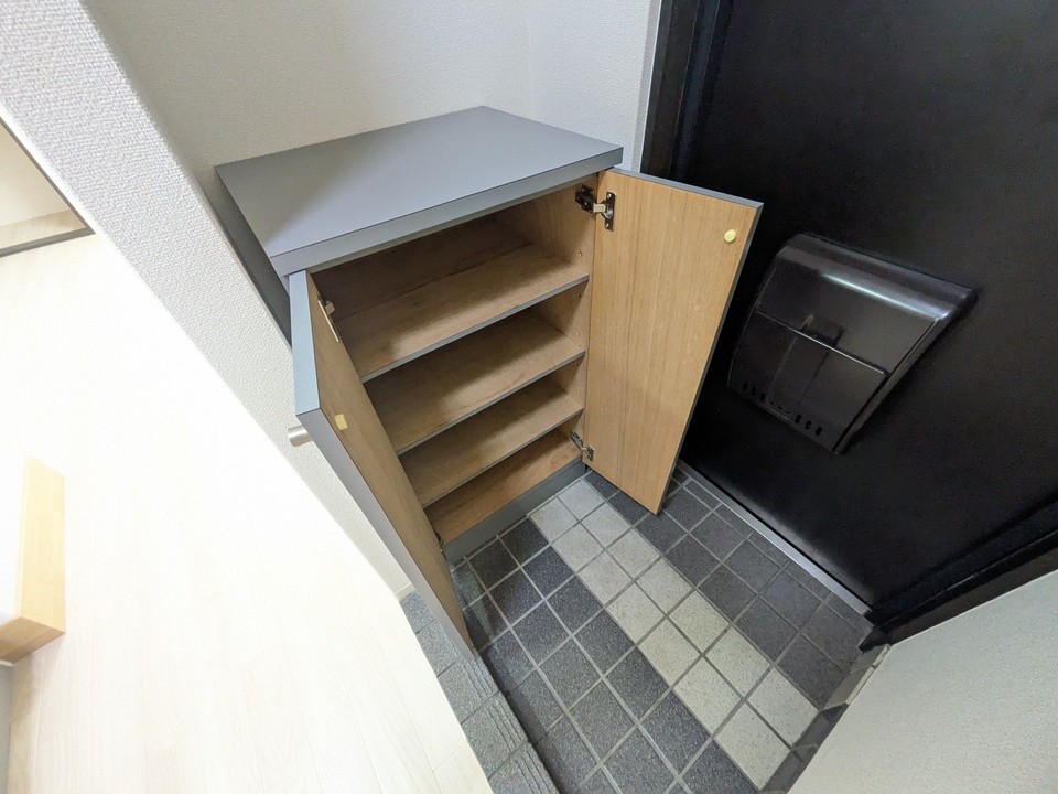 シューズボックス