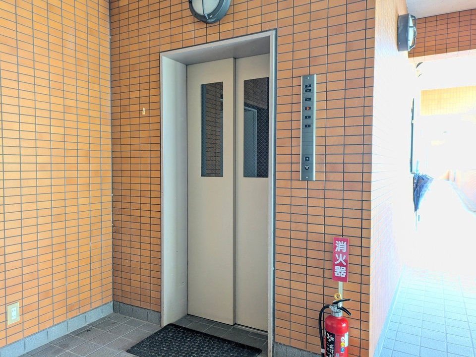 エレベーター