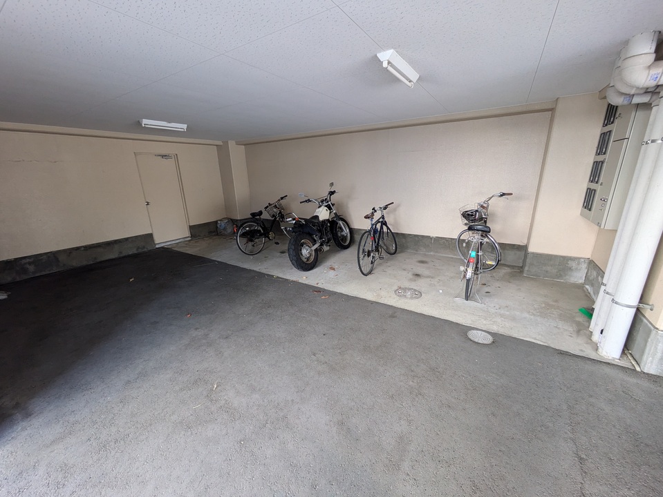 駐輪場