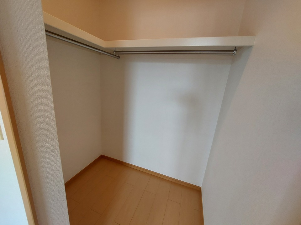 ウォークインクローゼット（南側）