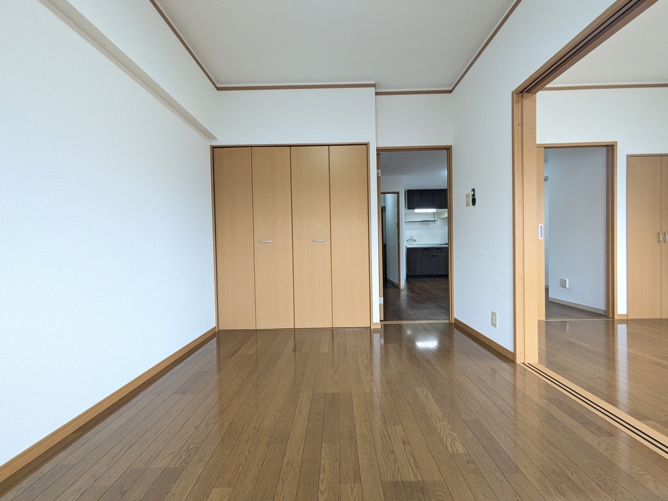 洋室5.8帖