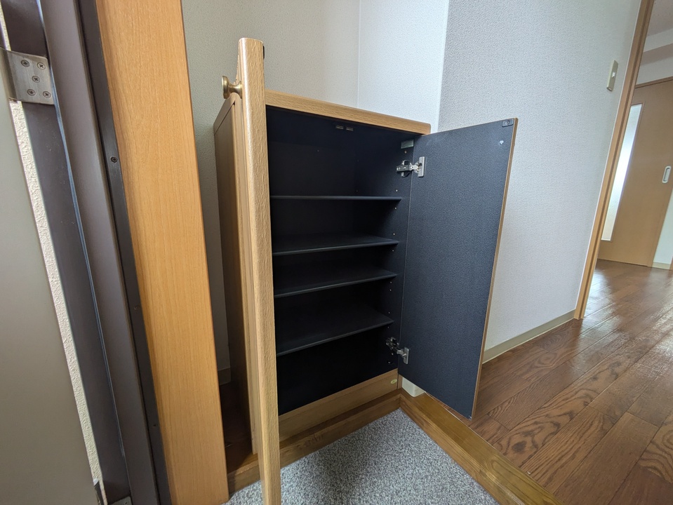 シューズボックス