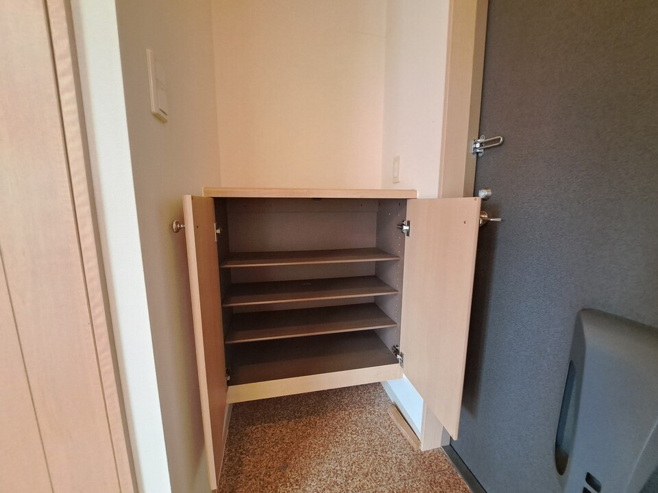 シューズボックス