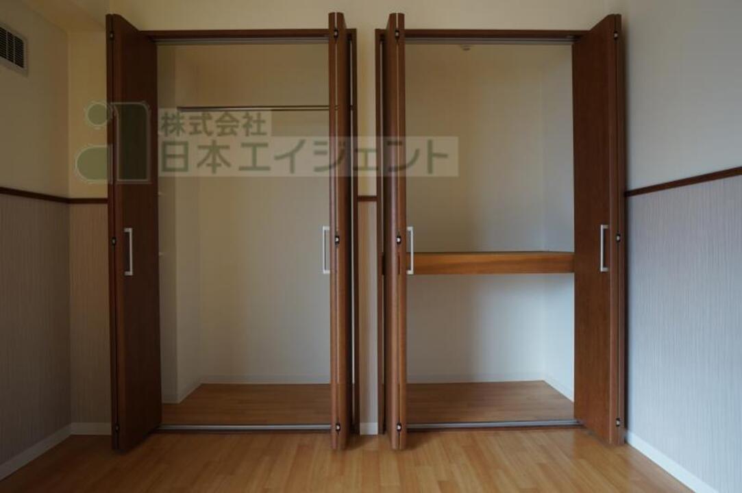 クローゼット