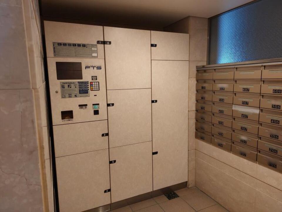 宅配ボックス