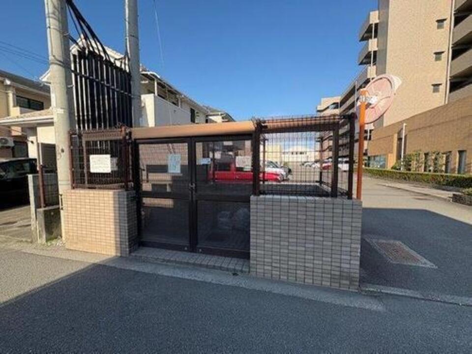 ゴミステーション