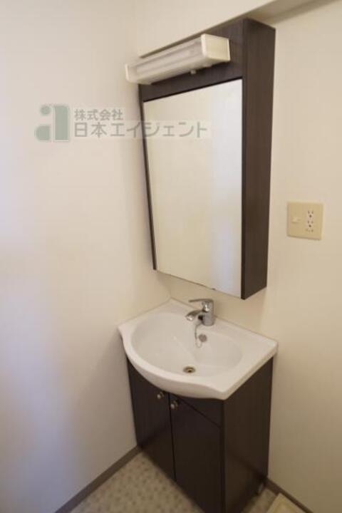 シャンプードレッサー