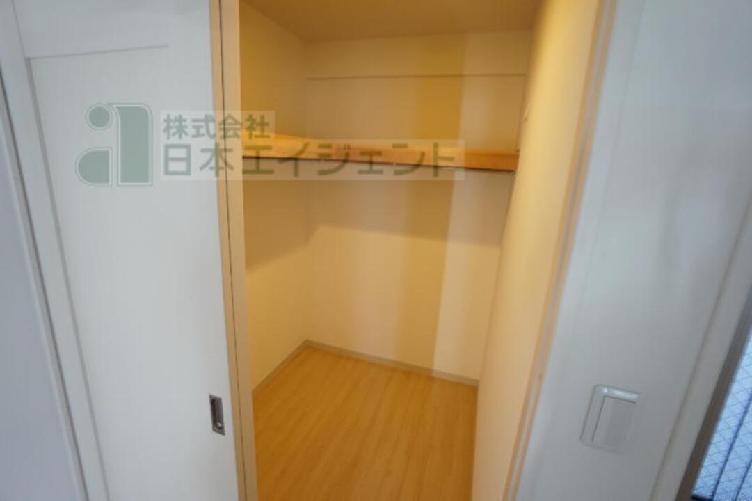 ウォークインクローゼット