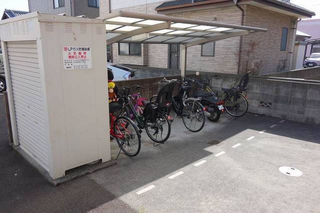 駐輪場