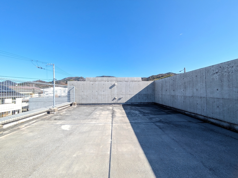 ルーフバルコニー