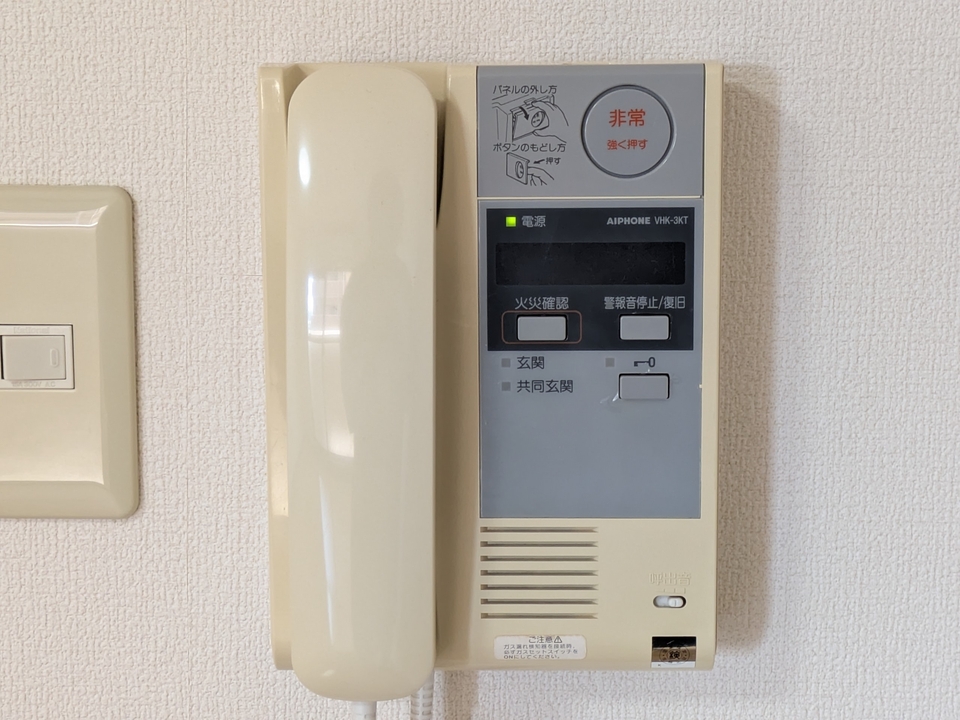 インターホン