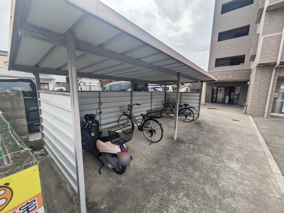 駐輪場
