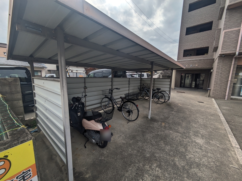 駐輪場