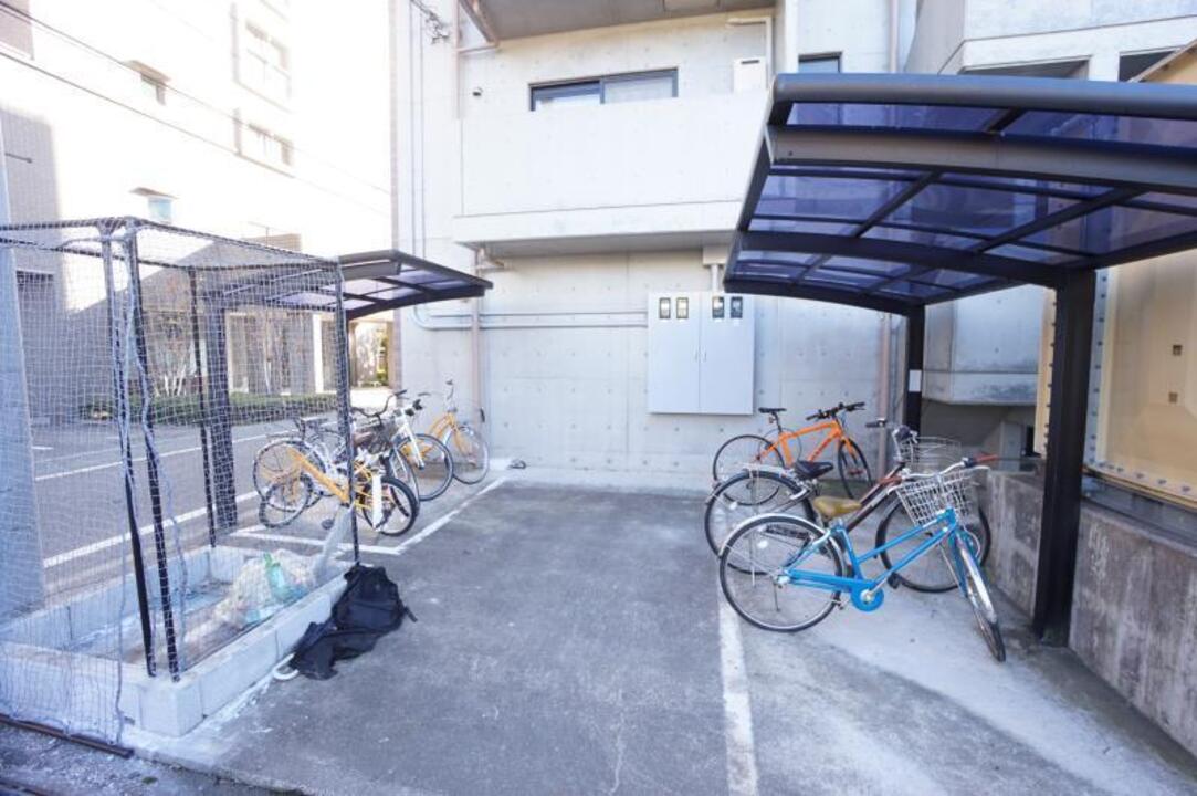 駐輪場
