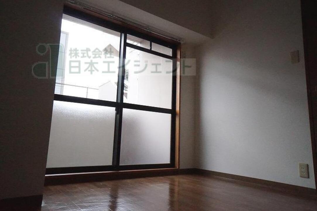洋室