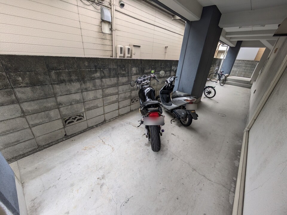 駐輪場