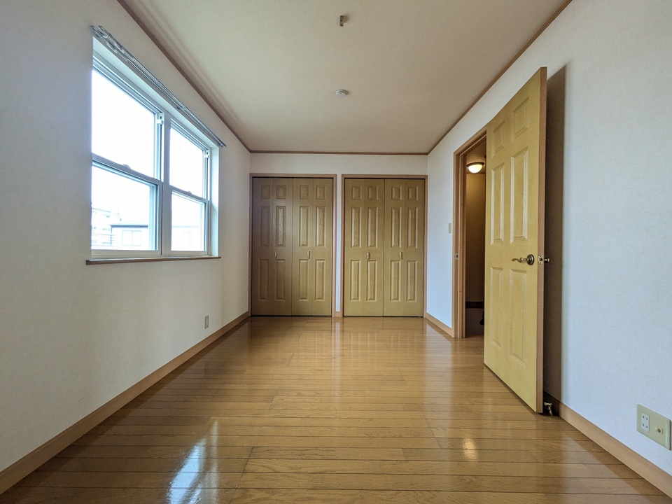 洋室7.5帖