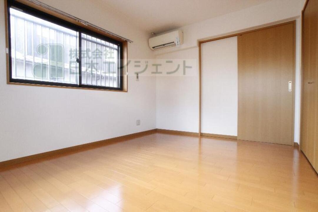 洋室