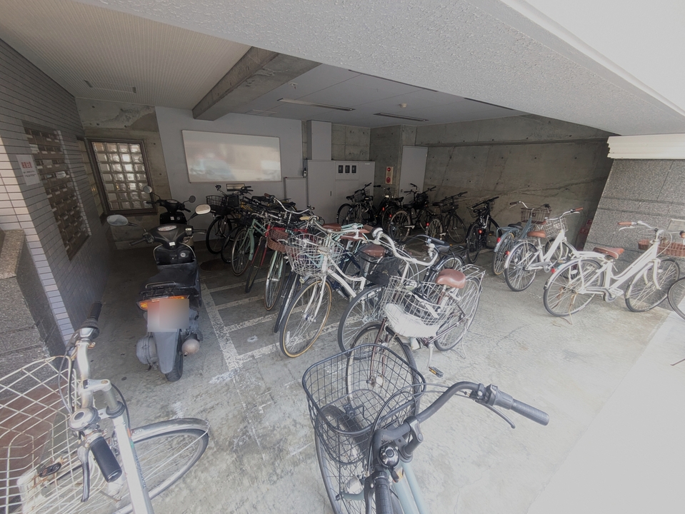 駐輪場