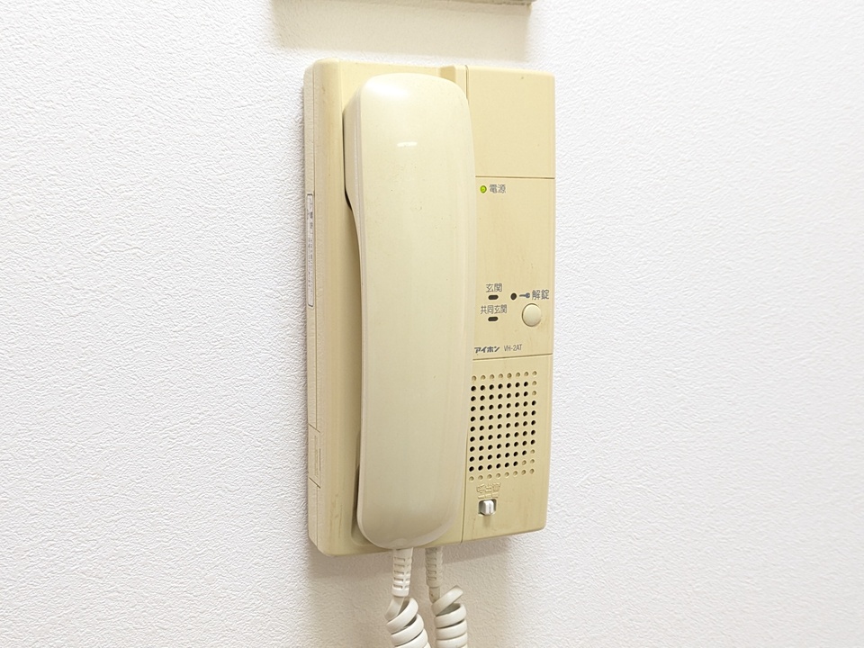 インターホン