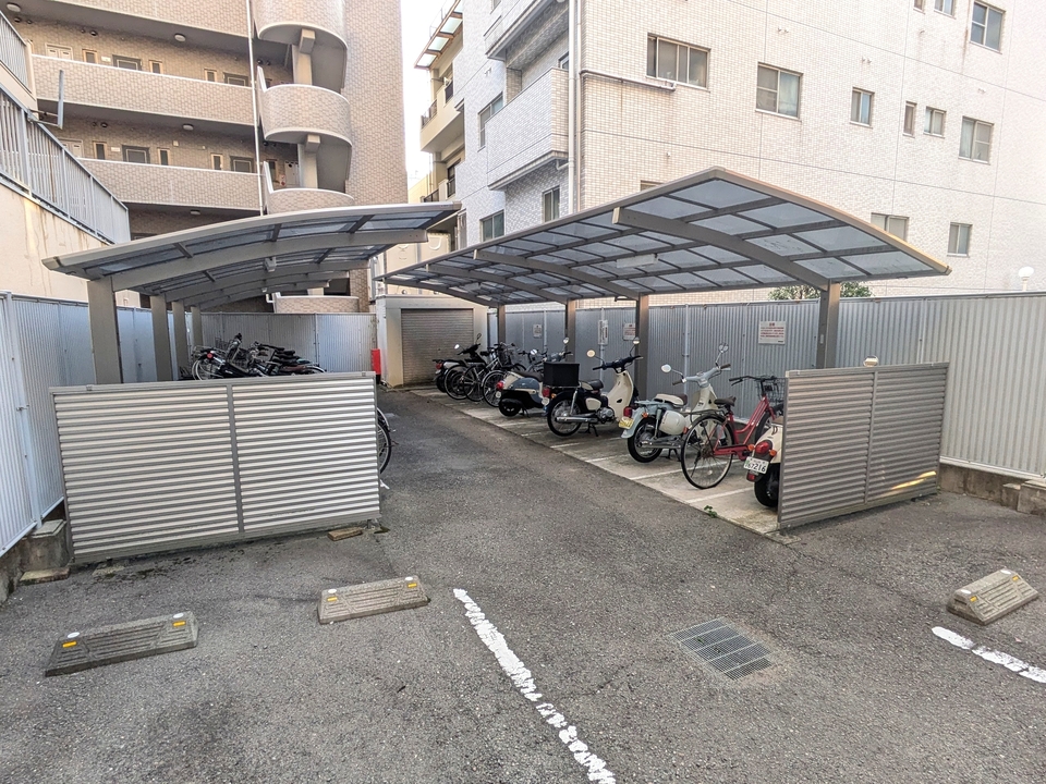 駐輪場