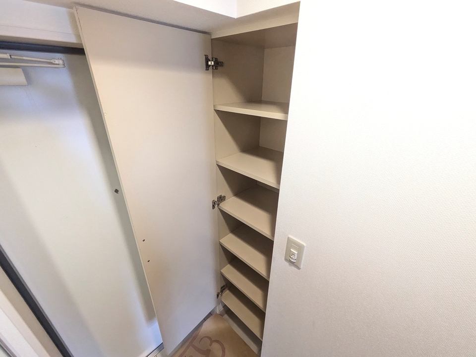 シューズボックス