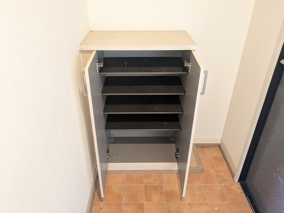 シューズボックス