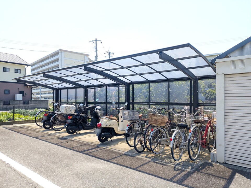 駐輪場
