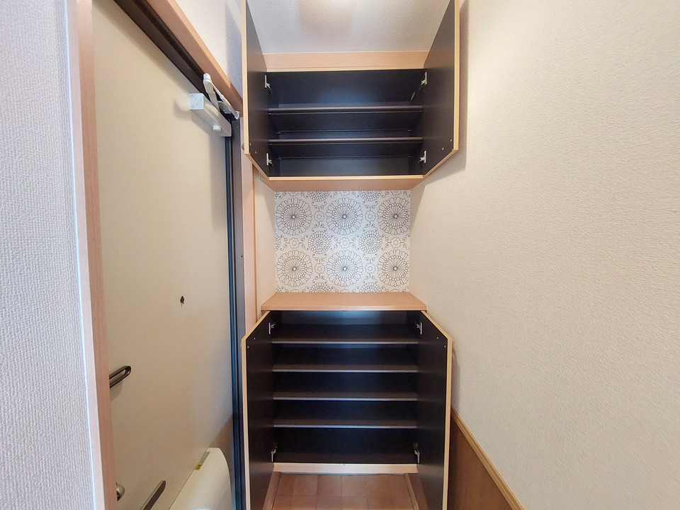 シューズボックス