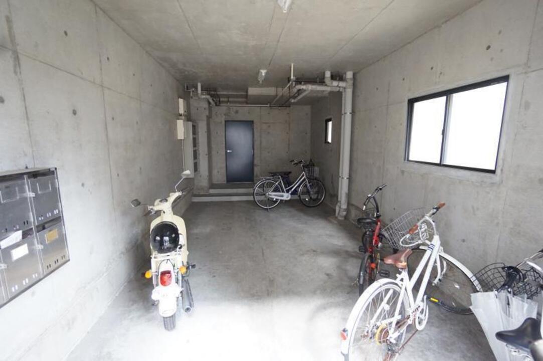 駐輪場